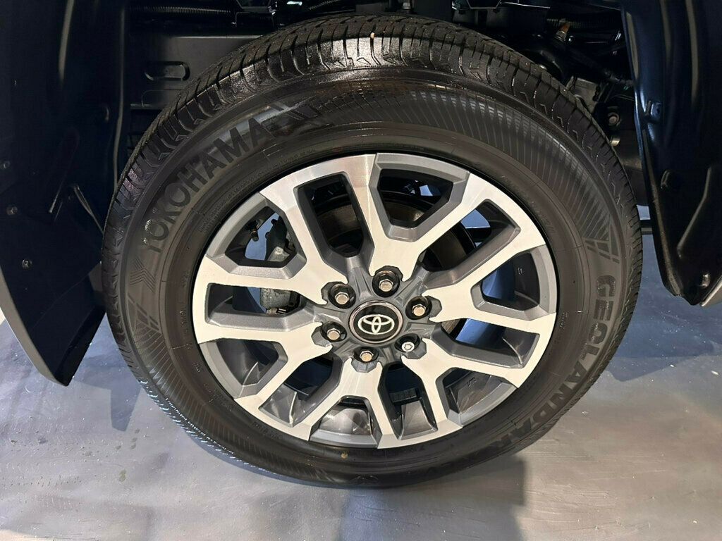 2026 Toyota Tundra 4WD 1794Edition/Htd&CldSeats/HeadUpDisplay/PwrRunningBoards/360Cam - 23036199 - 11