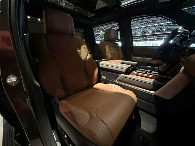 2026 Toyota Tundra 4WD 1794Edition/Htd&CldSeats/HeadUpDisplay/PwrRunningBoards/360Cam - 23036199 - 31