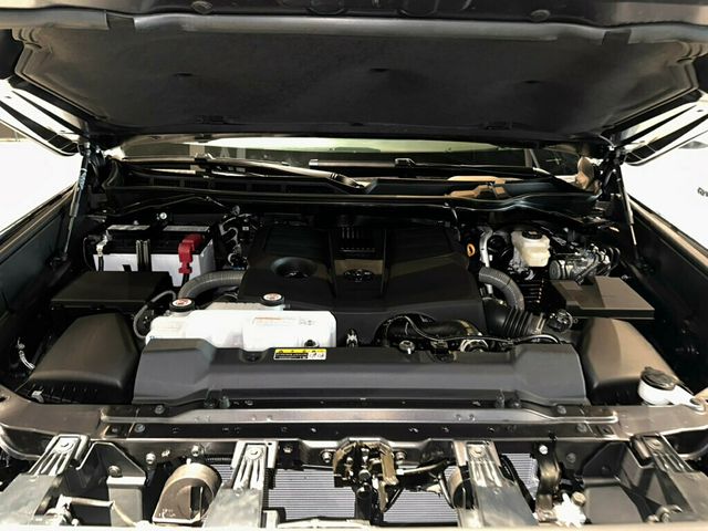 2026 Toyota Tundra 4WD 1794Edition/Htd&CldSeats/HeadUpDisplay/PwrRunningBoards/360Cam - 23036199 - 8