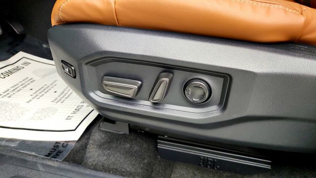 2026 Toyota Tundra 4WD 1794 Edition Hybrid CrewMax 5.5' Bed w/ Pwr Running Boards & HUD - 23089183 - 11
