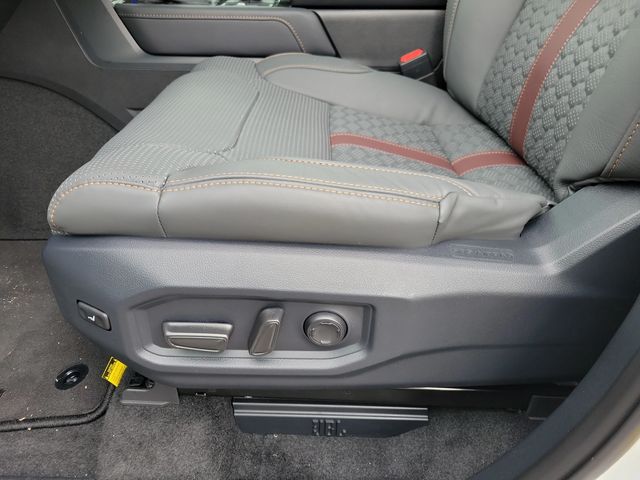 2026 Toyota Tundra 4WD Capstone Hybrid CrewMax 5.5' Bed - 22966620 - 4