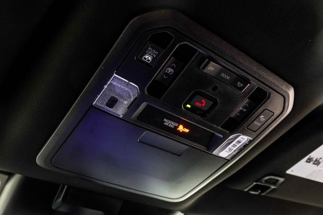 2026 Toyota Tundra 4WD Platinum CrewMax 5.5' Bed - 23019643 - 31