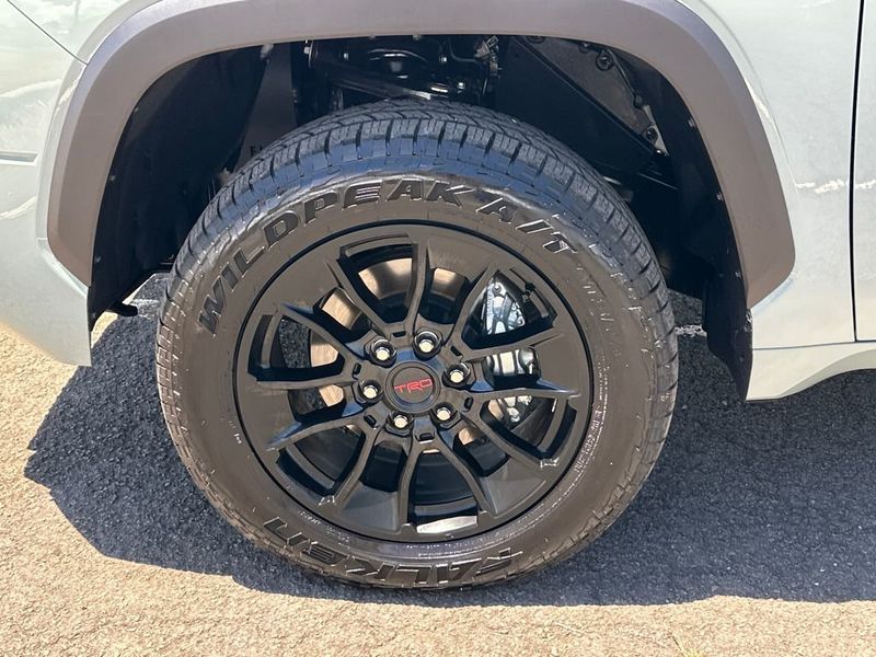 2026 Toyota Tundra 4WD SR5 CrewMax 5.5' Bed - 23054484 - 11