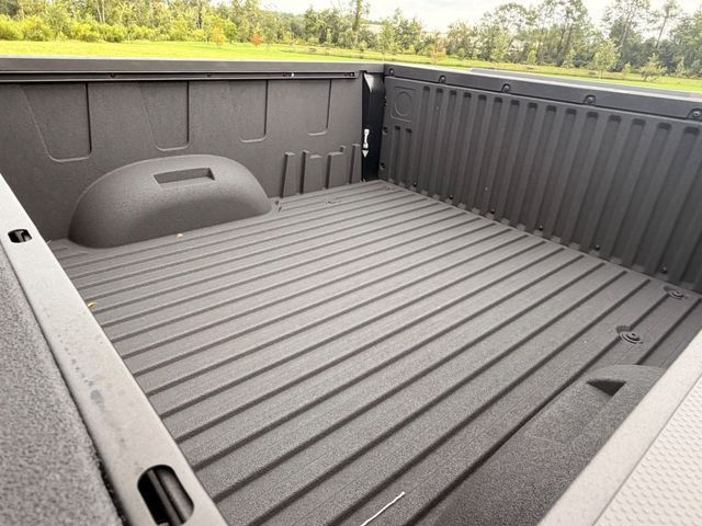 2026 Toyota Tundra 4WD SR5 CrewMax 5.5' Bed - 23094557 - 14