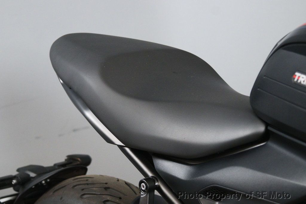 2026 Triumph Trident 660 Triple Tribute Only 1526 Miles - 23070249 - 38