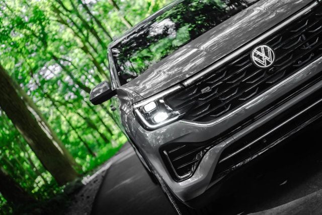 2026 Volkswagen Atlas Cross Sport MSRP$55095/R-Line/SEL-Premium-4Motion/PanoramicSunroof/NAV - 23082450 - 8