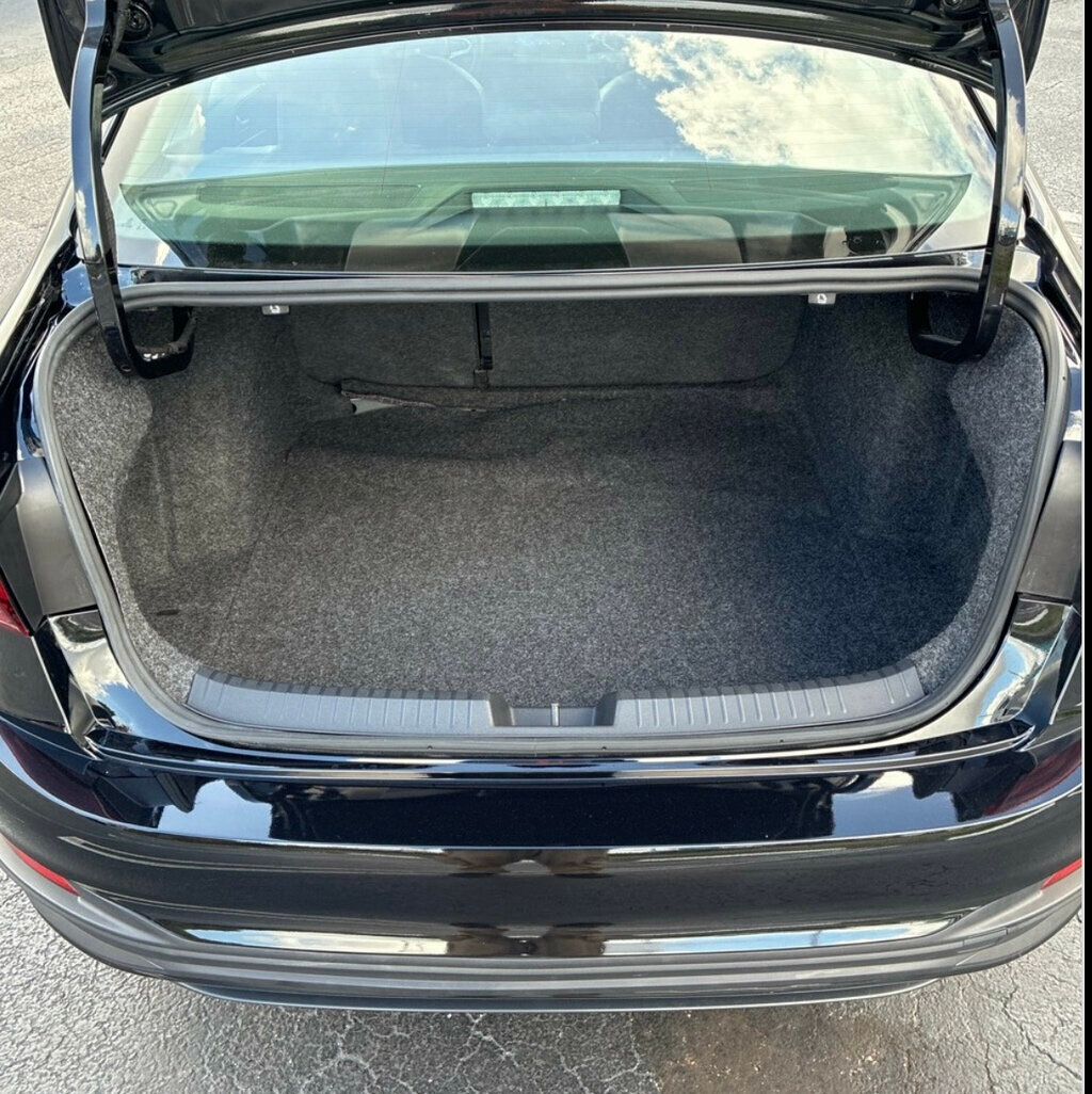 2026 Volkswagen Jetta SE Automatic - 22997749 - 12