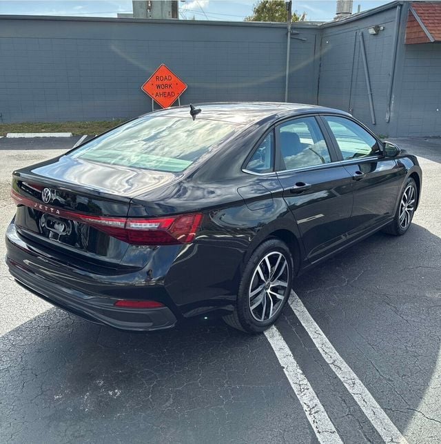 2026 Volkswagen Jetta SE Automatic - 22997749 - 4