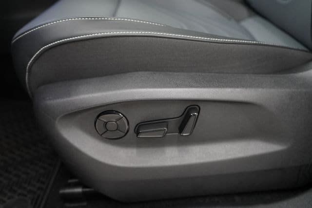 2026 Volkswagen Tiguan SE - 23076271 - 13