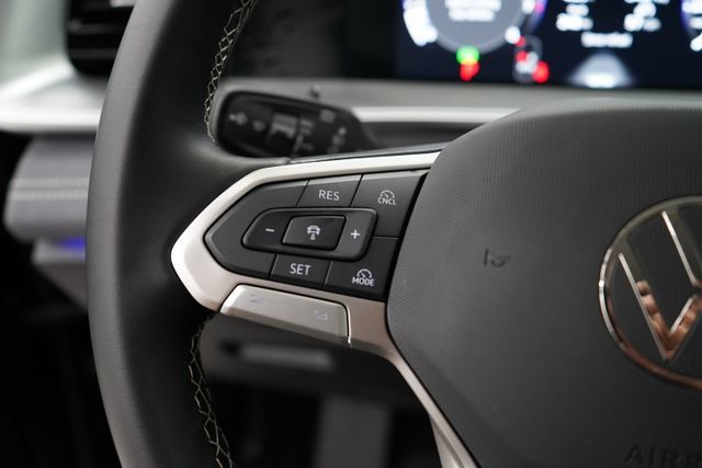 2026 Volkswagen Tiguan SE - 23076271 - 17