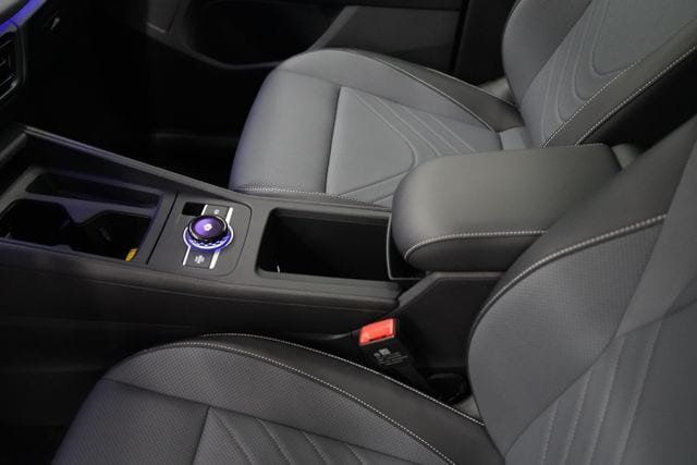 2026 Volkswagen Tiguan SE - 23076271 - 34