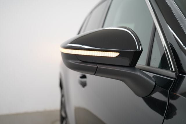 2026 Volkswagen Tiguan SE - 23076271 - 50