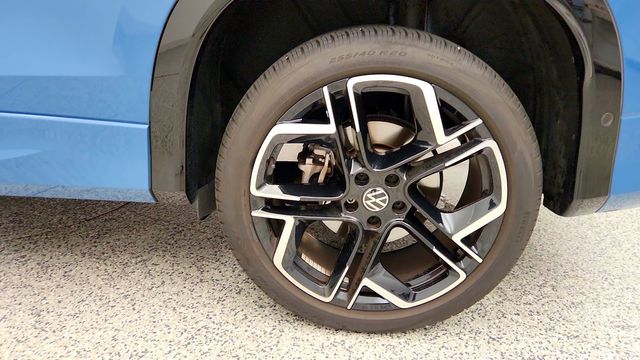 2026 Volkswagen Tiguan SEL R-Line Turbo 4MOTION - 23085039 - 8
