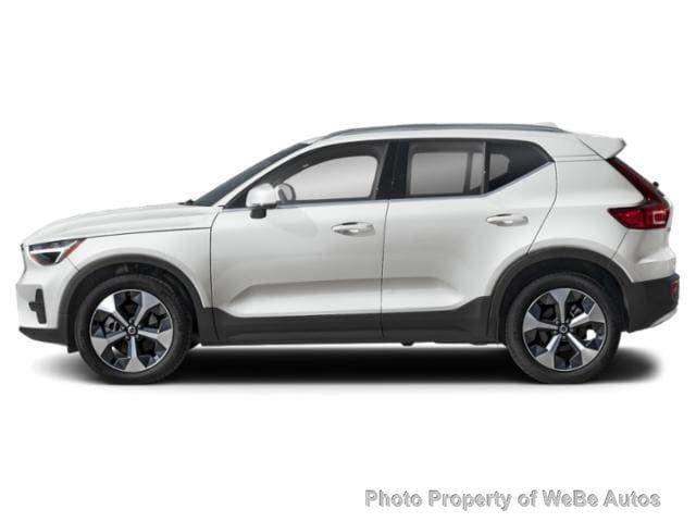 2026 Volvo XC40 B5 AWD Plus - 23046446 - 2