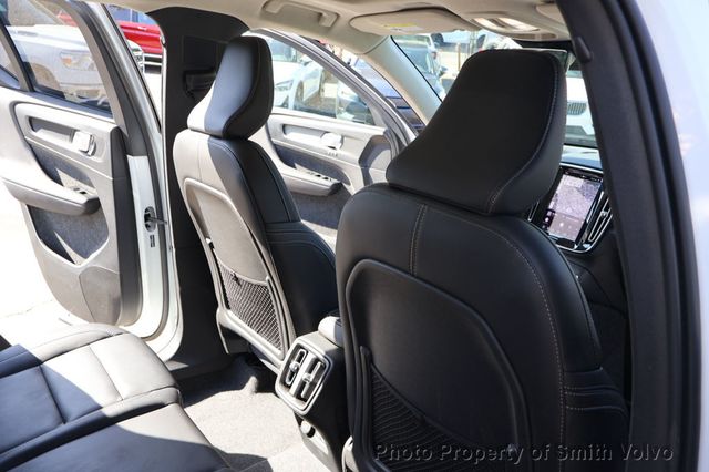 2026 Volvo XC40 B5 AWD Plus - 23085121 - 16