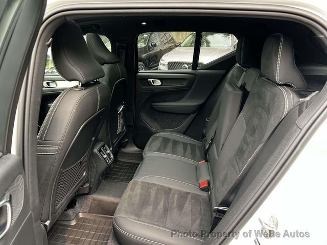 2026 Volvo XC40 B5 AWD Ultra Black Edition - 23012431 - 9