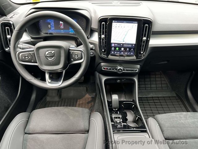 2026 Volvo XC40 B5 AWD Ultra Black Edition - 23012431 - 12