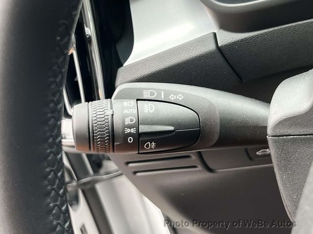 2026 Volvo XC40 B5 AWD Ultra Black Edition - 23012431 - 23