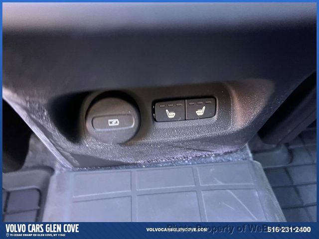 2026 Volvo XC40 B5 AWD Ultra Black Edition - 23012435 - 10