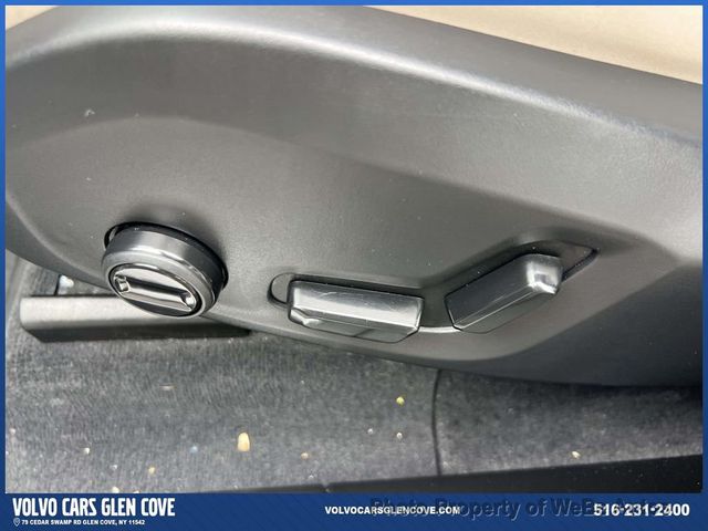 2026 Volvo XC60 B5 AWD Plus - 23012454 - 16