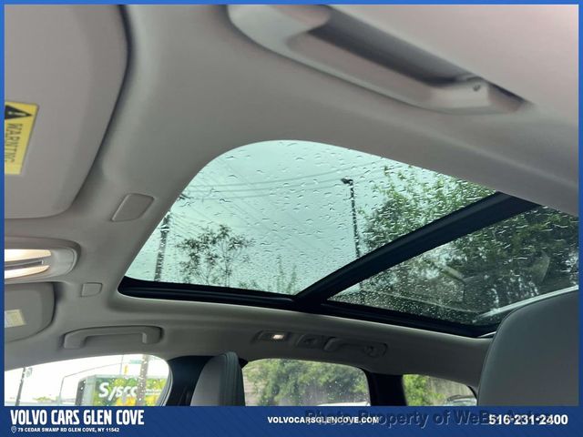 2026 Volvo XC60 B5 AWD Plus - 23012472 - 18