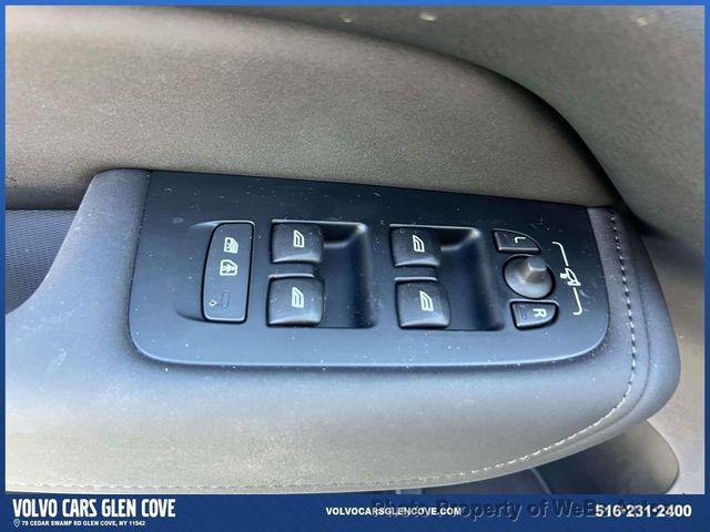 2026 Volvo XC60 B5 AWD Plus - 23012475 - 14