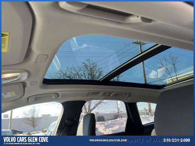 2026 Volvo XC60 B5 AWD Plus - 23012475 - 17