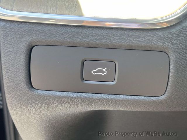 2026 Volvo XC60 B5 AWD Plus - 23012476 - 19