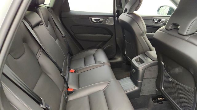 2026 Volvo XC60 Plug-In Hybrid T8 AWD Ultra Black Edition w/ Air Suspension & Bowers & Wilkins - 23047625 - 20