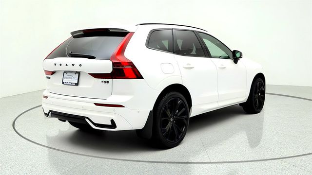 2026 Volvo XC60 Plug-In Hybrid T8 AWD Ultra Black Edition w/ Air Suspension & Bowers & Wilkins - 23047625 - 4