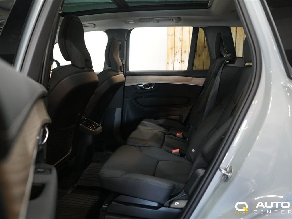 2026 Volvo XC90 B5 AWD Plus 7-Seater - 23052862 - 28