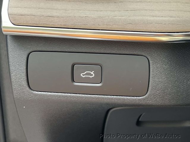 2026 Volvo XC90 Plus - Photo 21