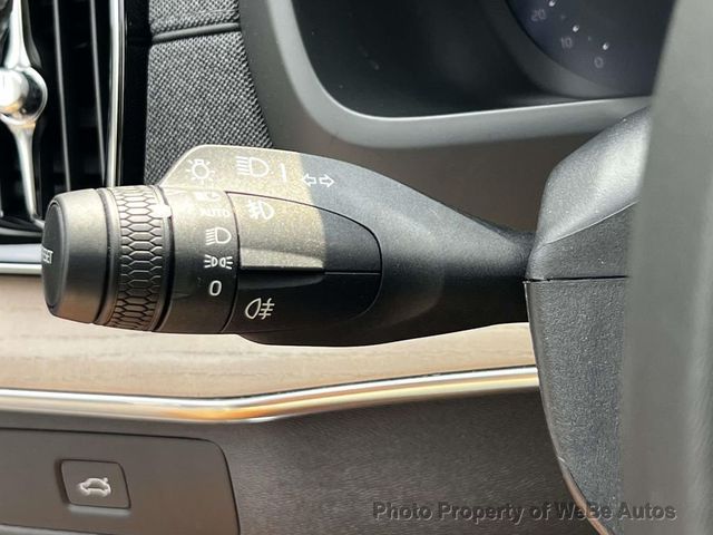 2026 Volvo XC90 Plus - Photo 24