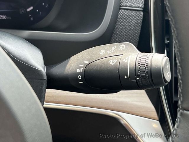 2026 Volvo XC90 Plus - Photo 25