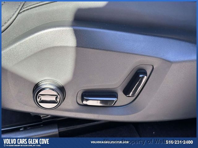 2026 Volvo XC90 B6 AWD Plus 7-Seater - 23012501 - 14