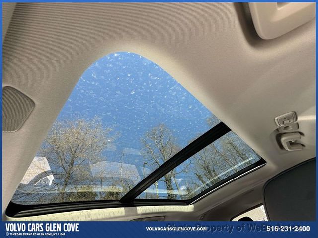 2026 Volvo XC90 B6 AWD Plus 7-Seater - 23012501 - 30