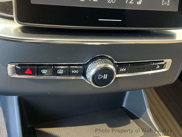 2026 Volvo XC90 B6 AWD Plus 7-Seater - 23012502 - 28