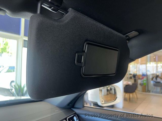 2026 Volvo XC90 B6 AWD Plus 7-Seater - 23012502 - 32