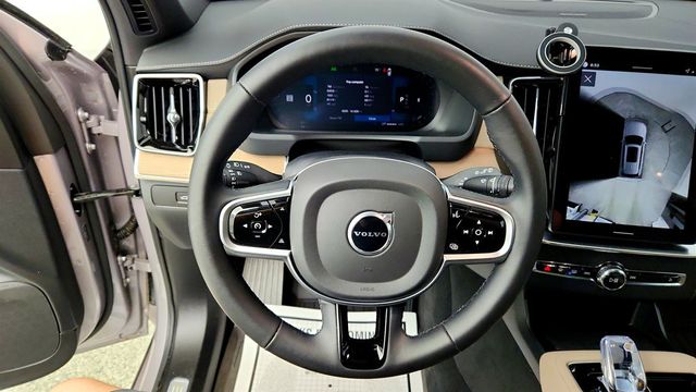 2026 Volvo XC90 B6 AWD Plus 7-Seater w/ harman/kardon Premium Audio - 23040950 - 13