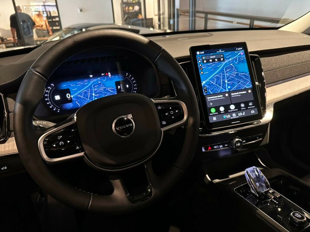 2026 Volvo XC90 B6/AWD/Ultra/Htd&CldSeats/HeadUpDisplay/PanoRoof/AdapCruise/NAV - 23050682 - 17