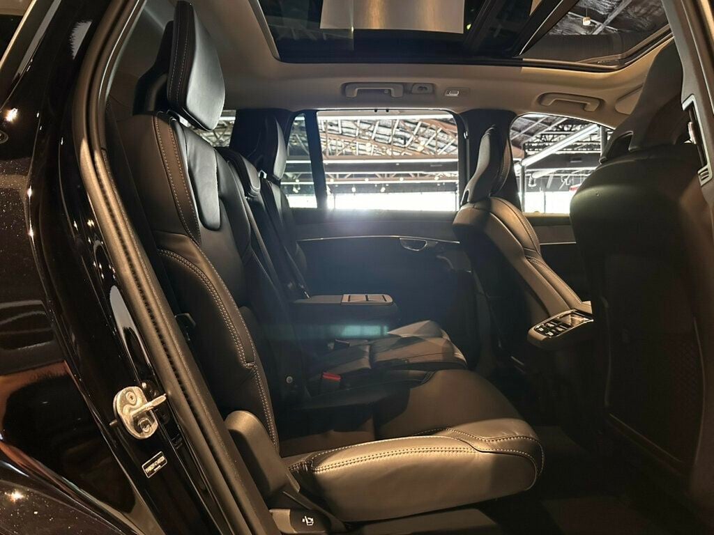 2026 Volvo XC90 B6/AWD/Ultra/Htd&CldSeats/HeadUpDisplay/PanoRoof/AdapCruise/NAV - 23050682 - 30