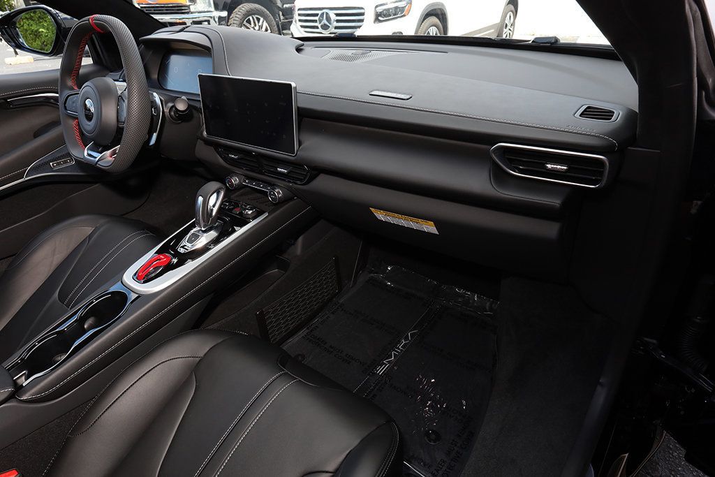 2027 Lotus Emira Turbo SE  - 23087137 - 28