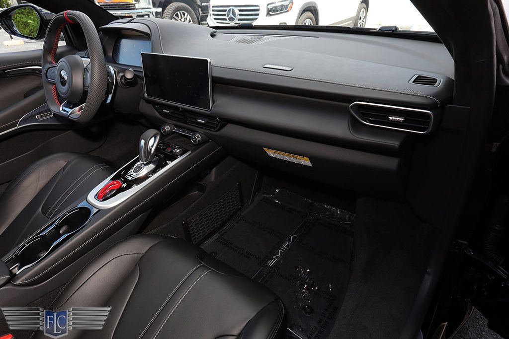 2027 Lotus Emira Turbo SE  - 23087137 - 29